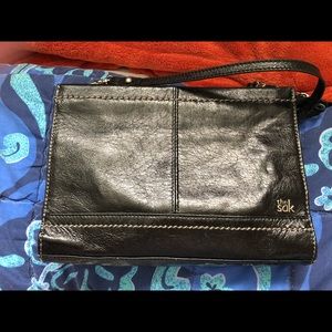 Thesak hang crossbody bag